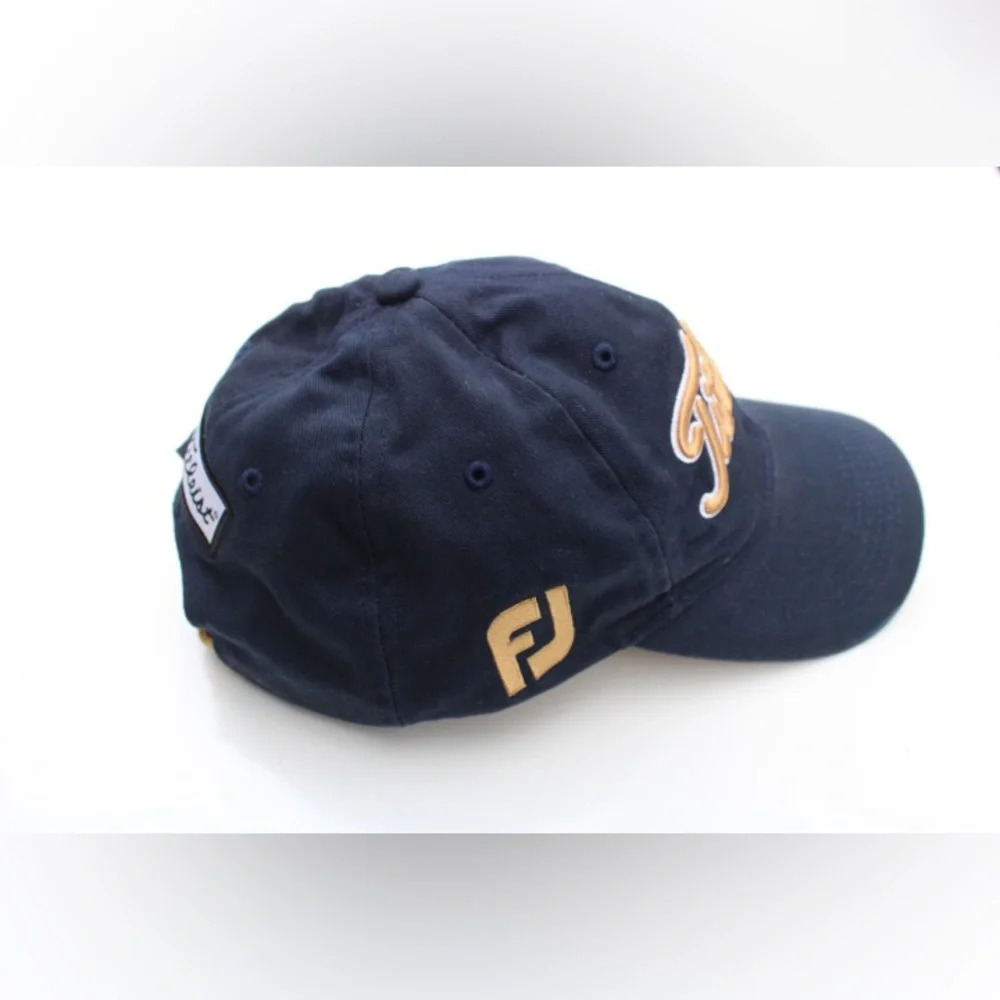 Titleist hat - Picture 6 of 10